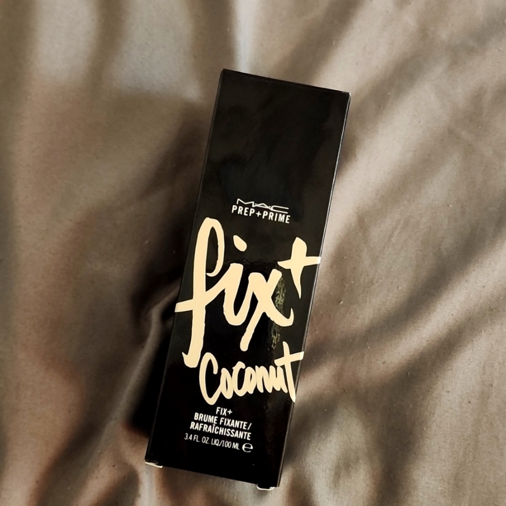 Brand New MAC Fix Plus Coconut 🥥